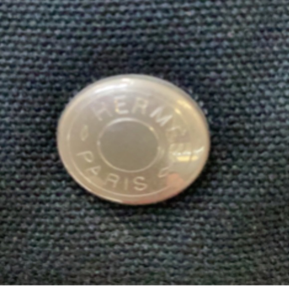 Authentic HERMES Fourre Tout MM Vintage Hand Tote - Picture 3 of 6